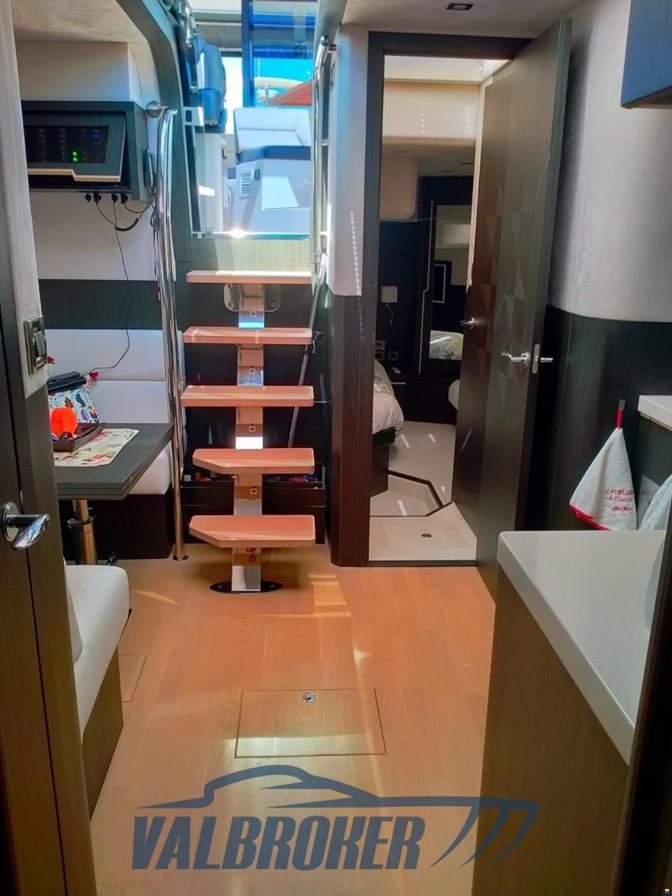 Galeon 445 HTS