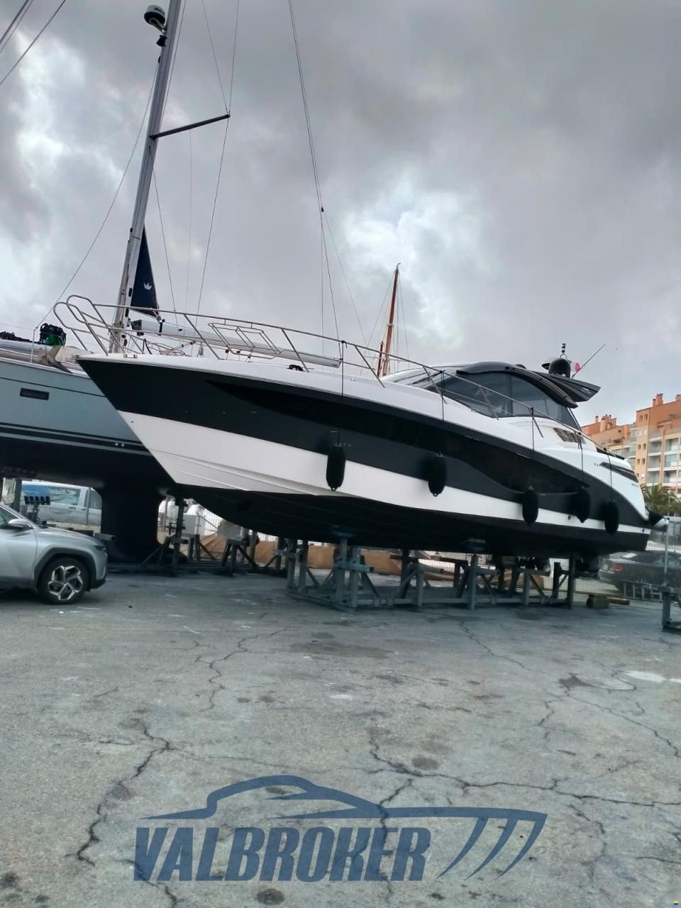 Galeon 445 HTS