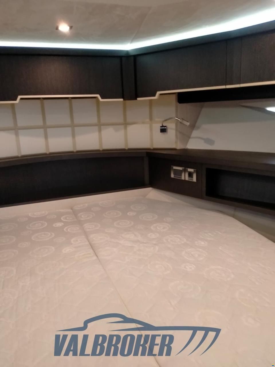 Galeon 445 HTS