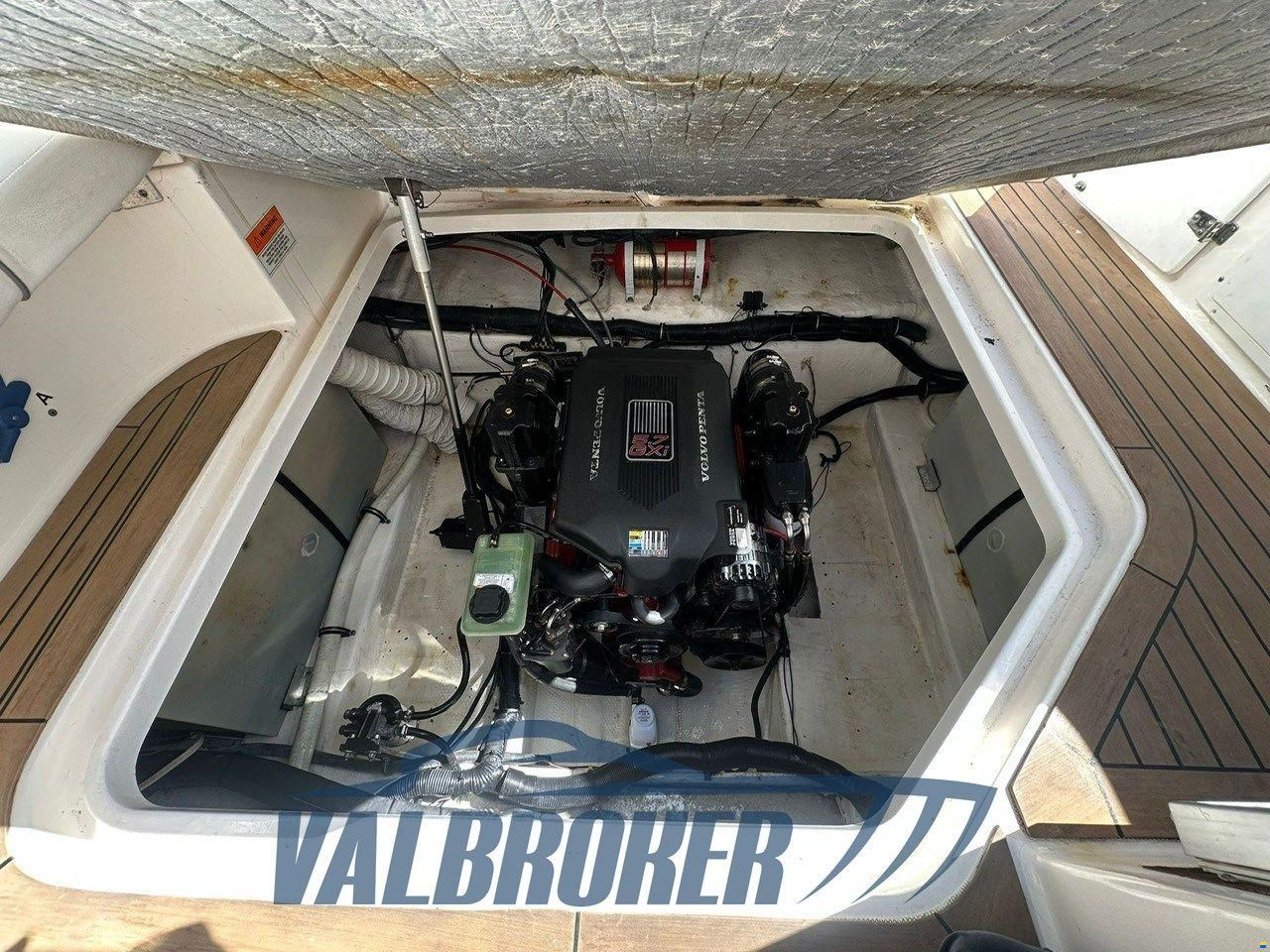 Rinker 280