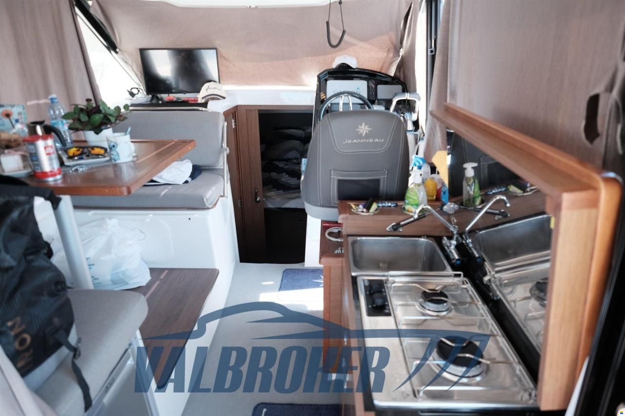Jeanneau Merry Fisher 895