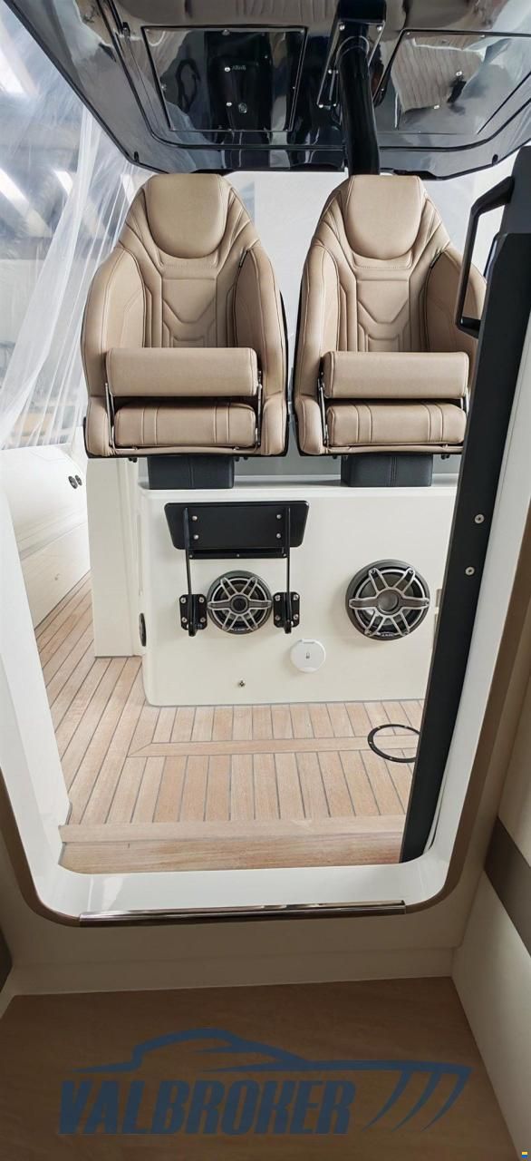 Technohull Alpha 40