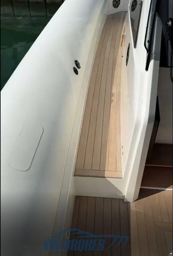 Technohull Alpha 40
