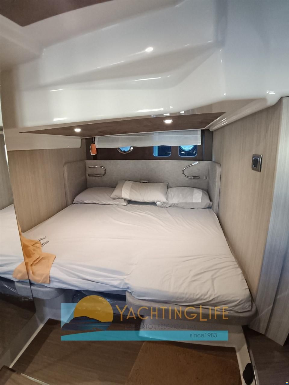 Cranchi M44 HT