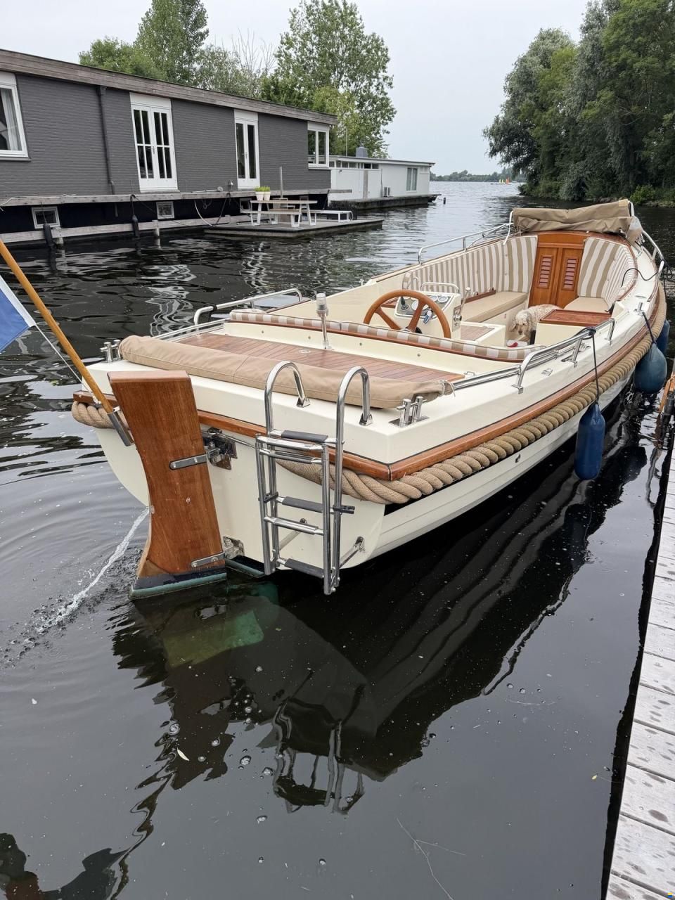 Interboat DE 25