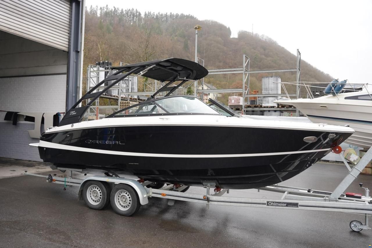 Regal LS2 BOWRIDER