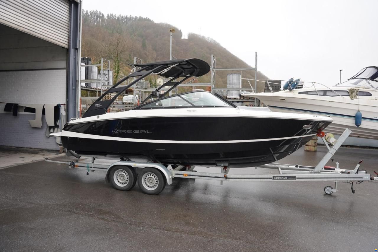 Regal LS2 BOWRIDER