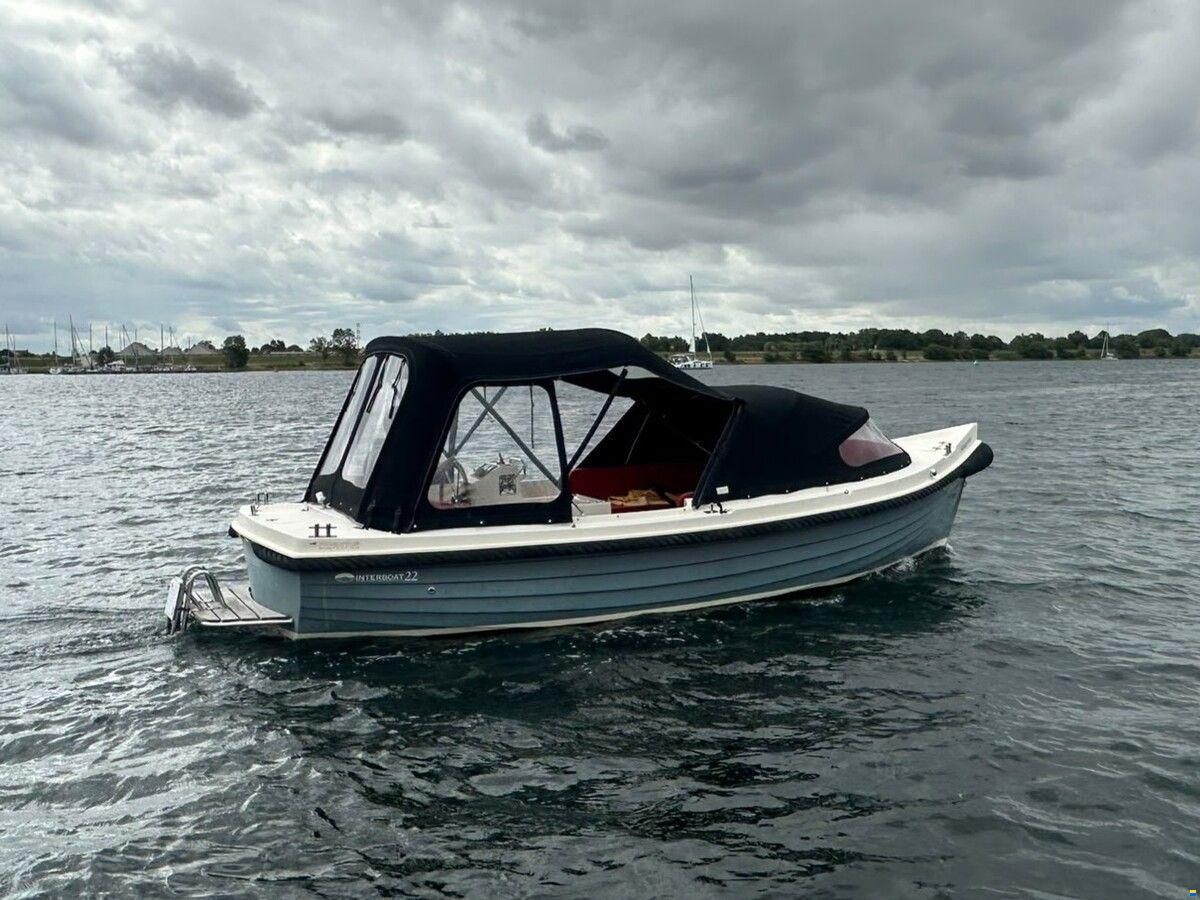 Interboat DE 22