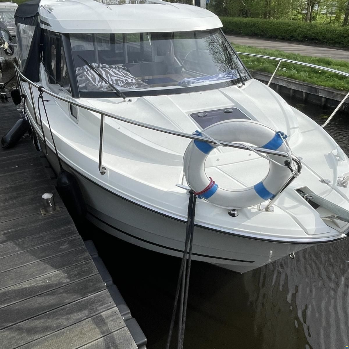 Jeanneau Merry Fisher 795
