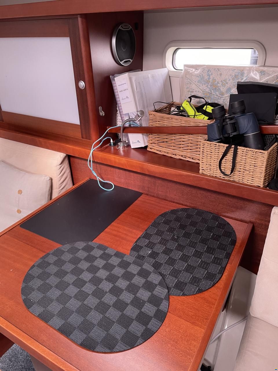 Hanse 400