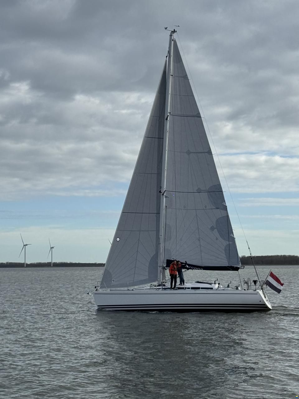 Arcona 370
