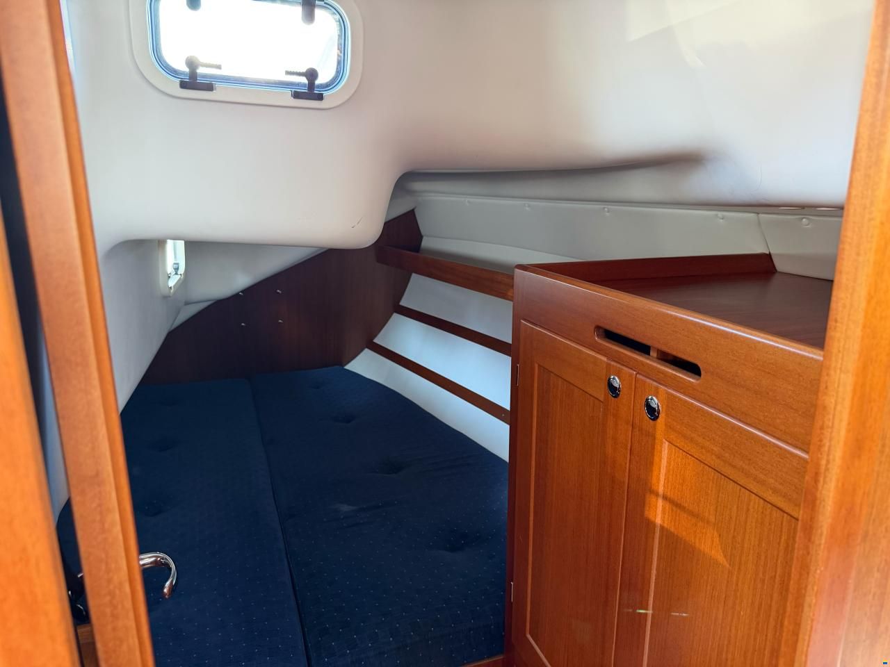 Arcona 370