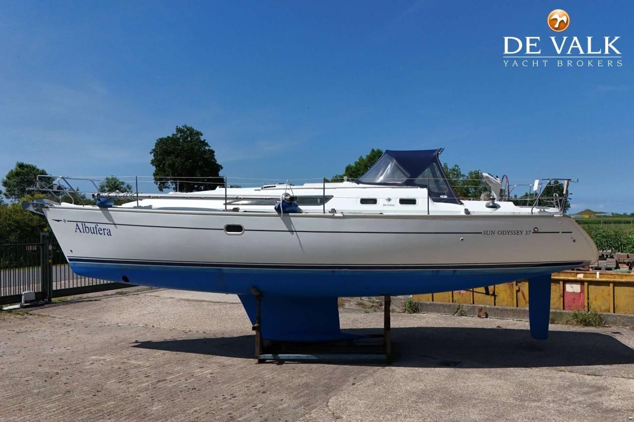 Jeanneau Sun Odyssey 37