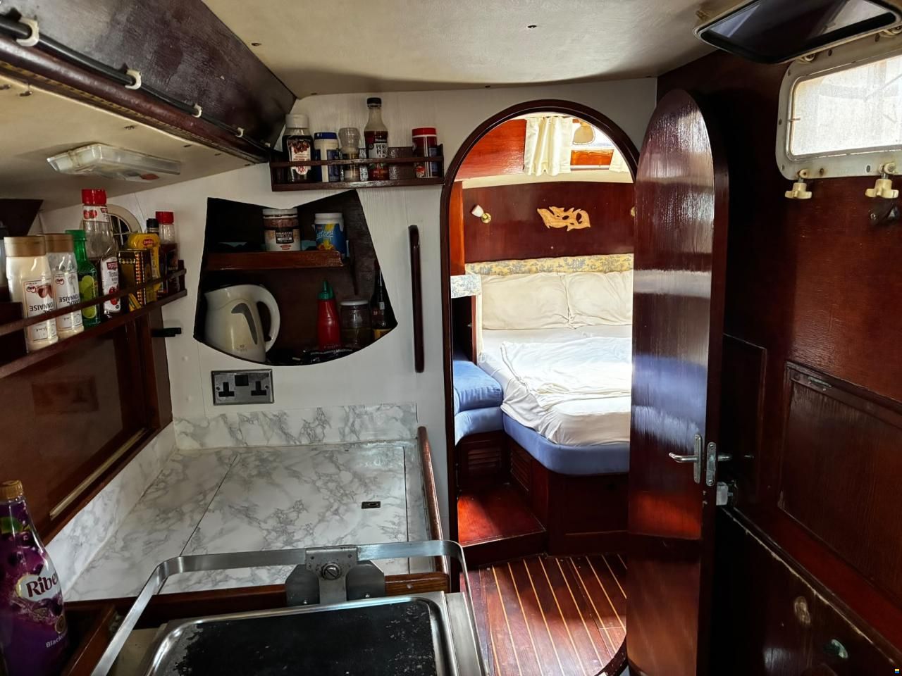 Oyster 435 Ketch