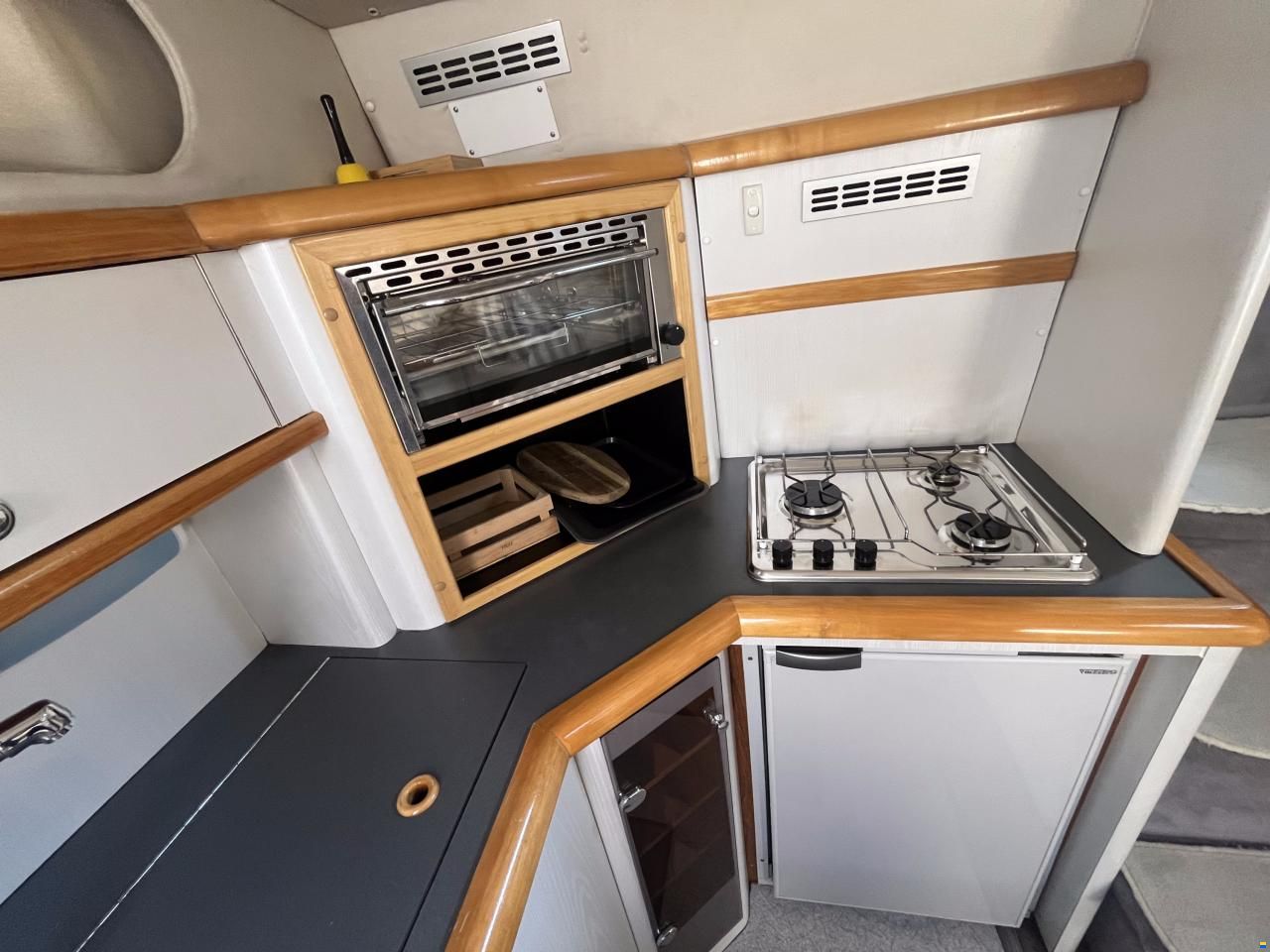 Sealine 400 Ambassador