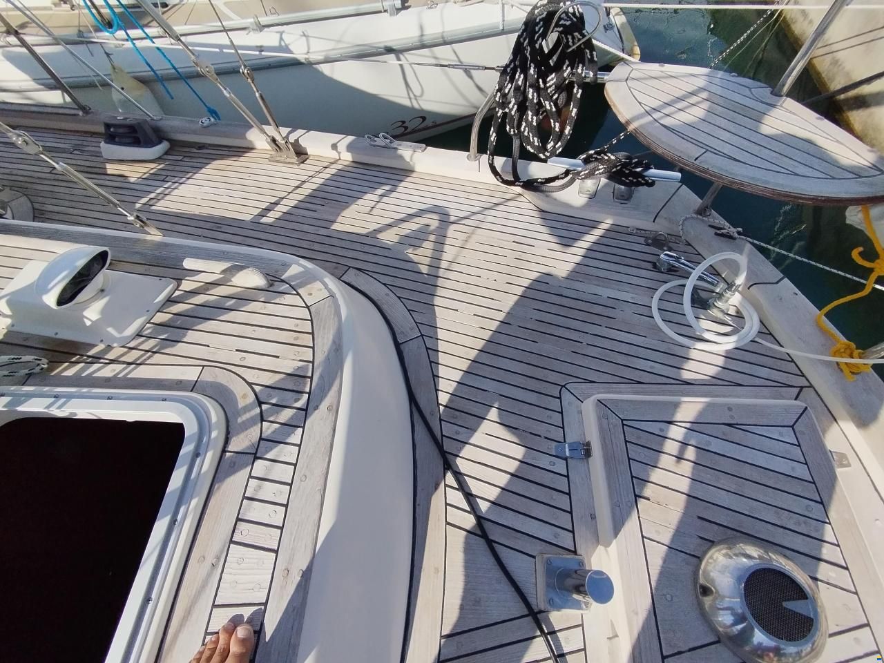Hallberg-Rassy 42E