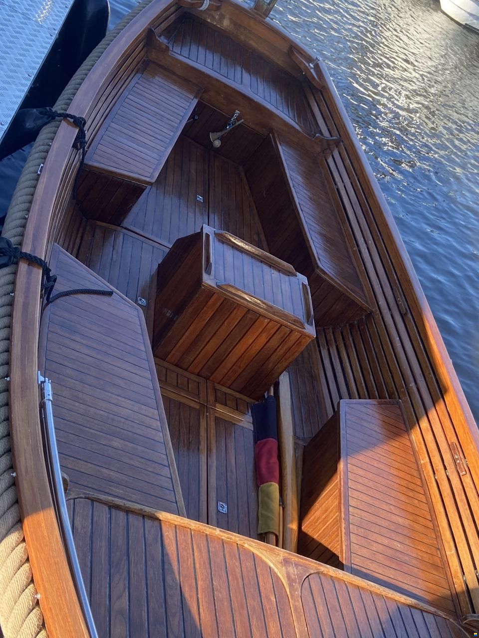 Tuckerboot