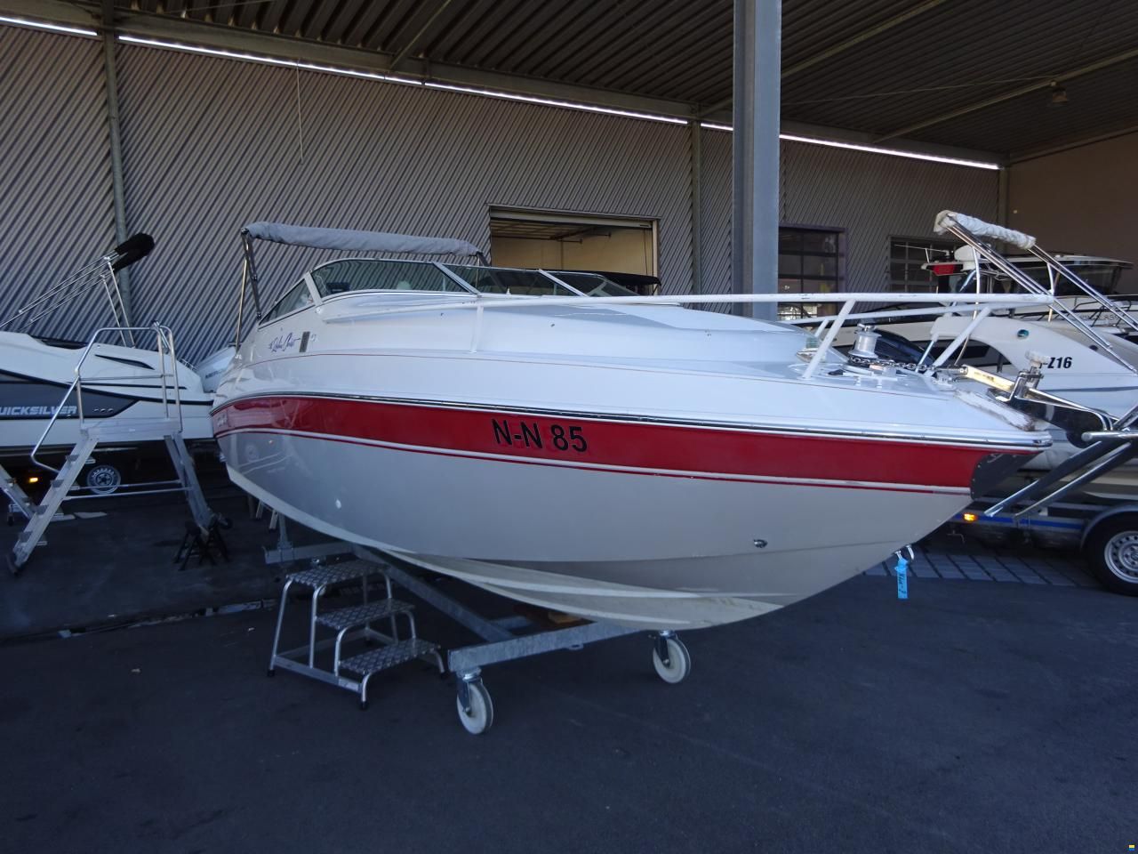 Chris Craft 228 Concept Cuddy