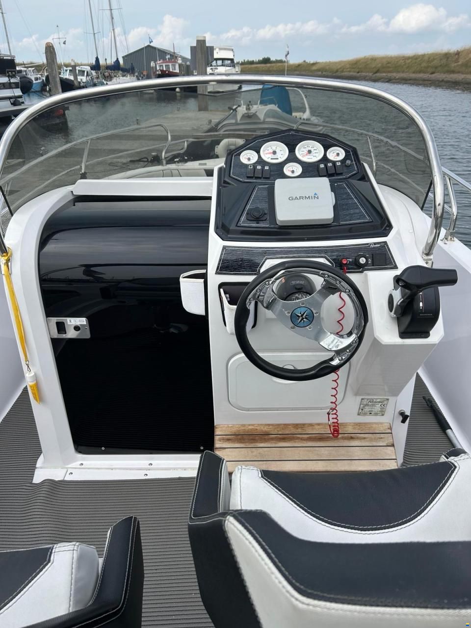 Ranieri Voyager 23 S
