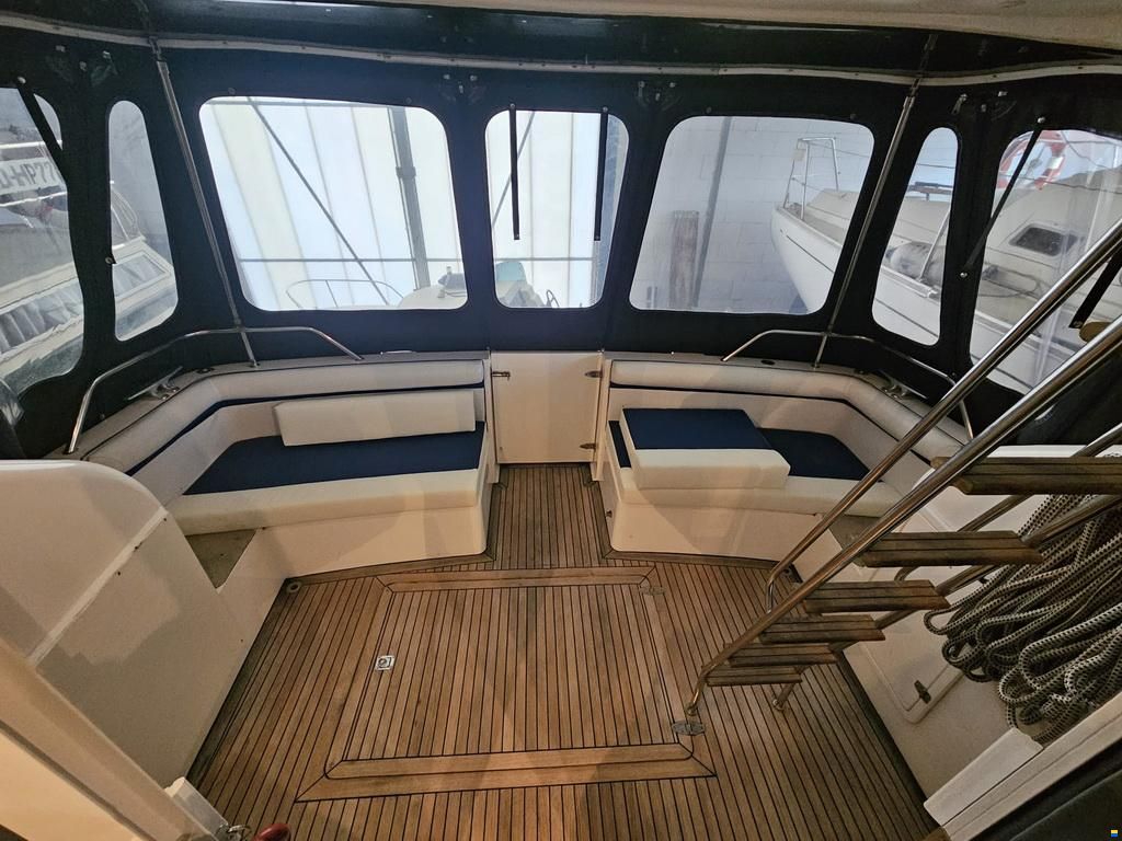 Fairline Phantom 37 Fly