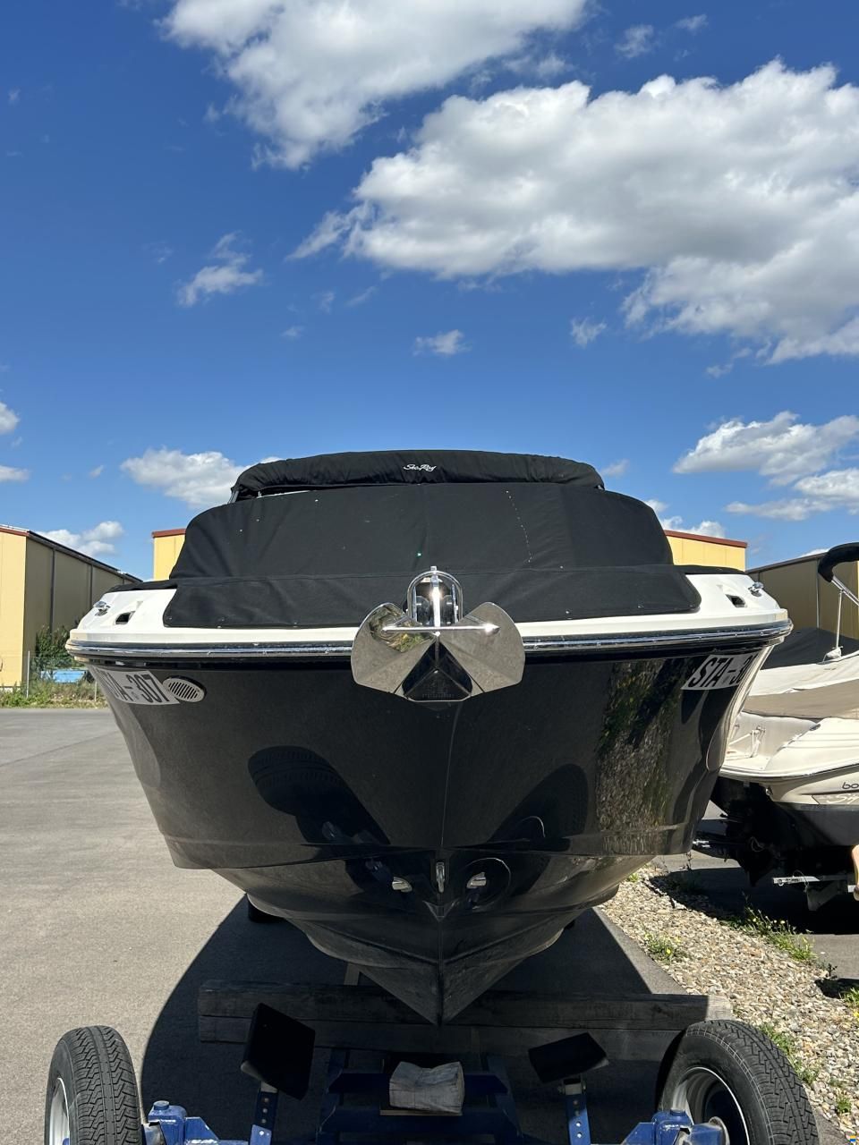 Sea Ray 230 SDSE Surf