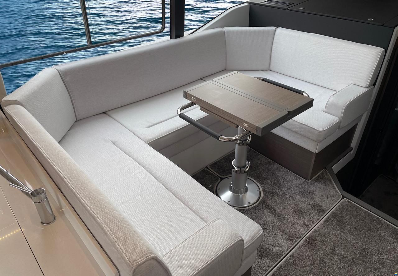 Jeanneau Merry Fisher 12.95 Coupè