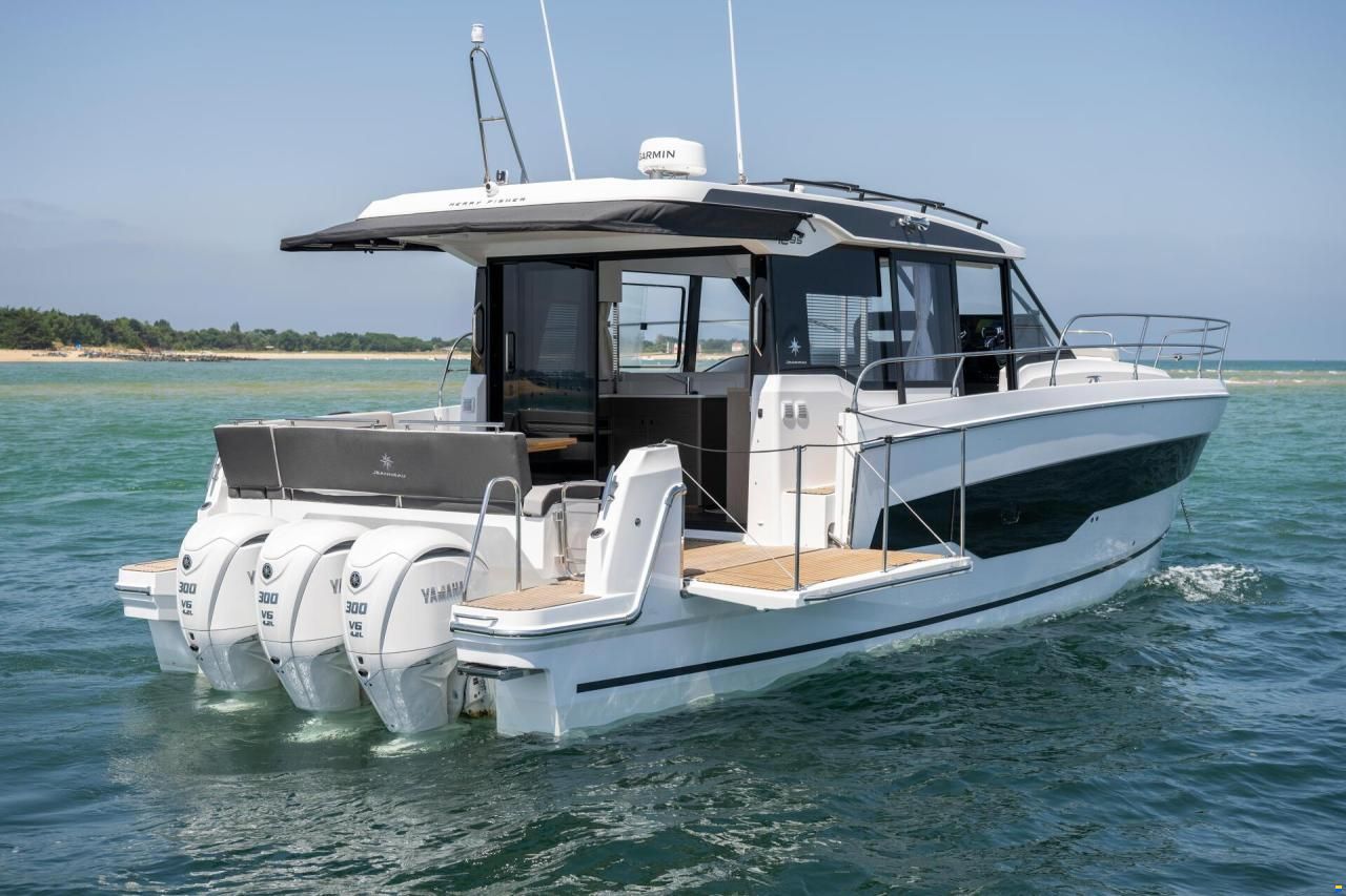 Jeanneau Merry Fisher 12.95 Coupè