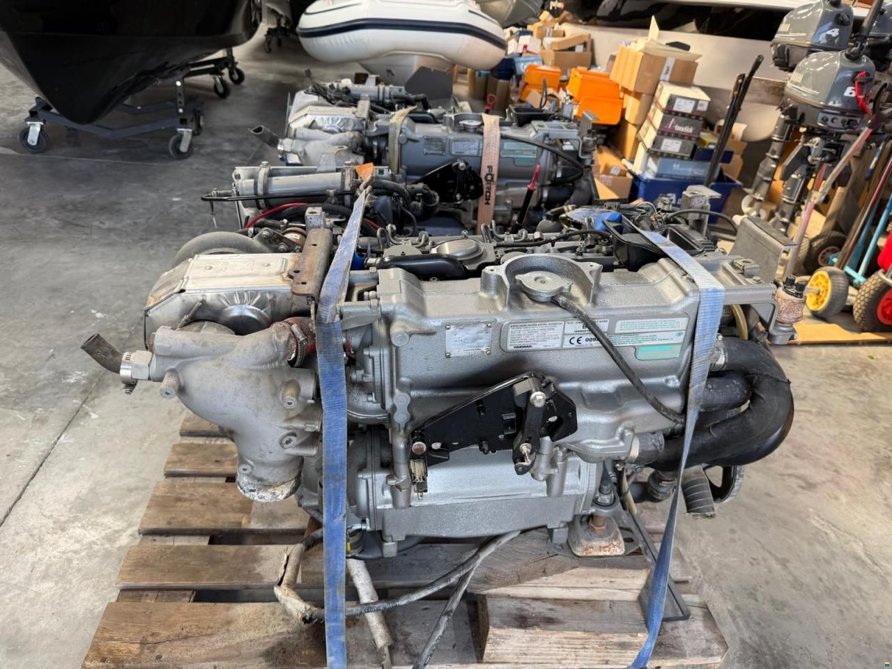 Yanmar 2x Yanmar 6BY220Z diesel