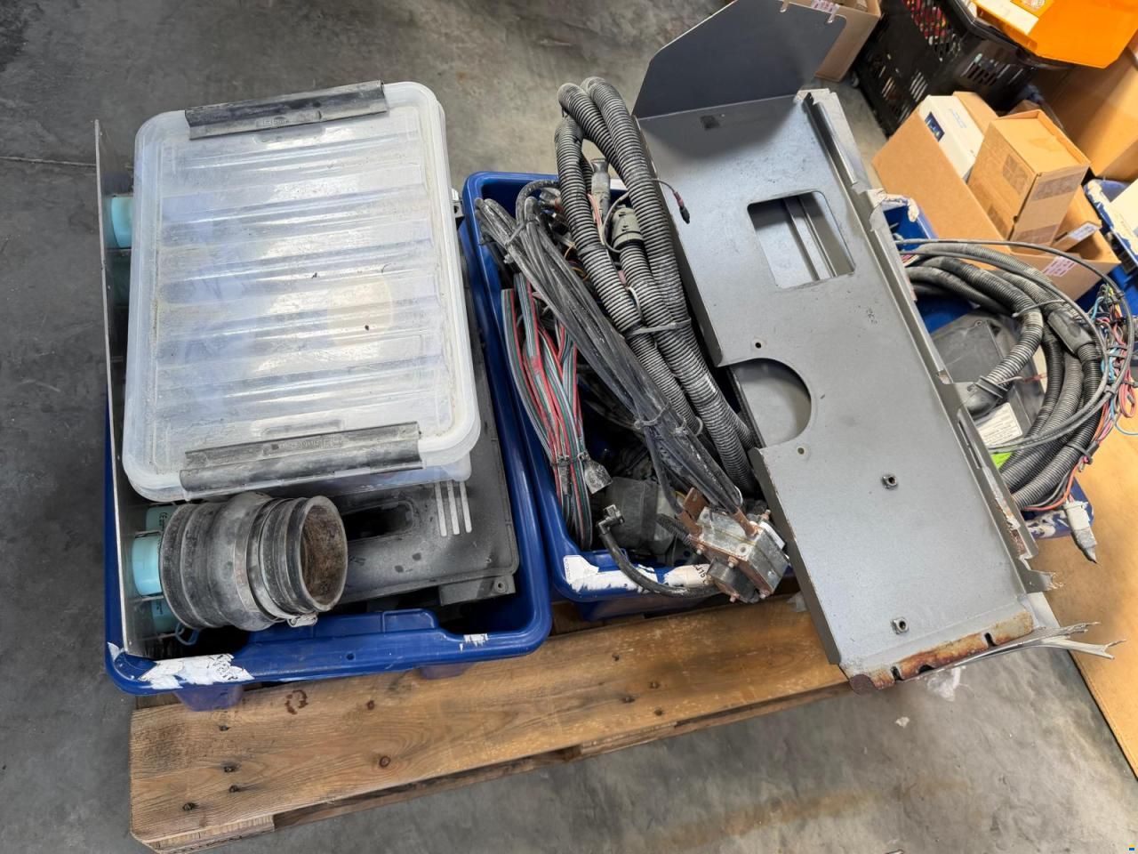 Yanmar 2x Yanmar 6BY220Z diesel