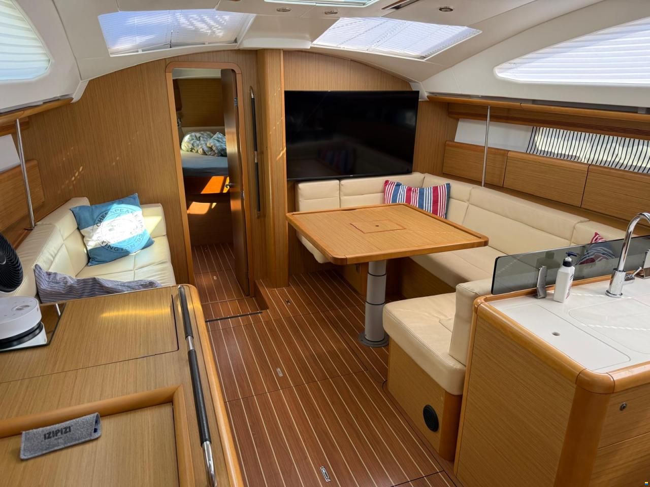Jeanneau 45 DS Performance
