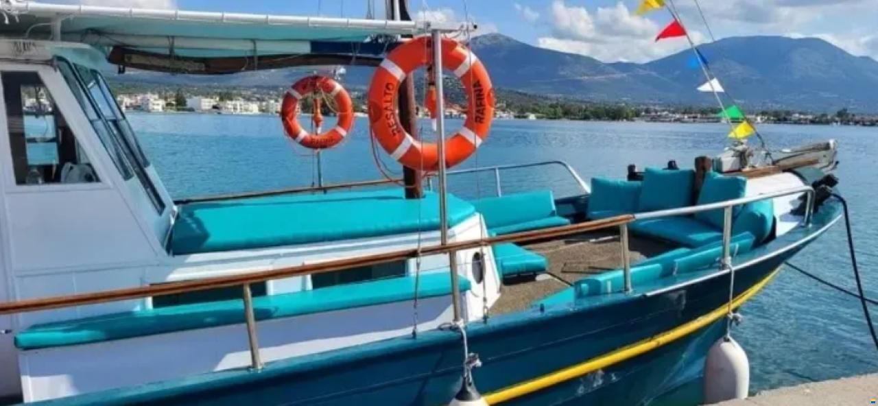 Traditional Passenger Vessel