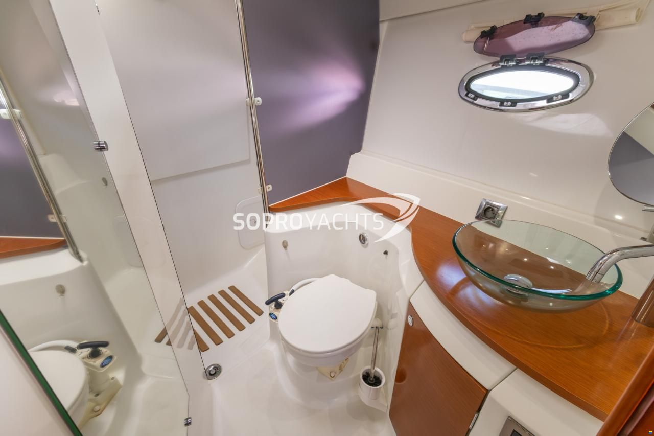 Beneteau Antares 42