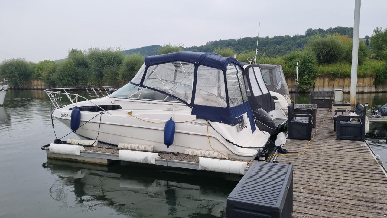 Bayliner 2355 Ciera Sunbridge