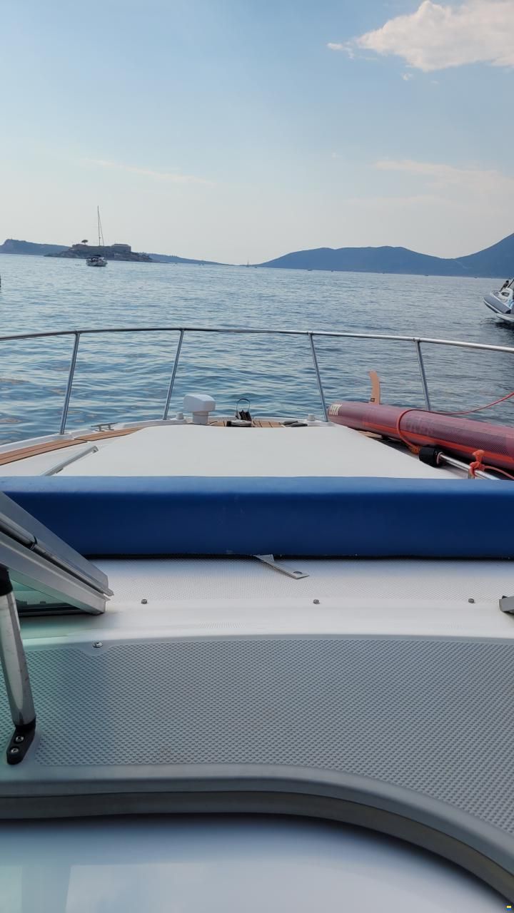 Bayliner 325S