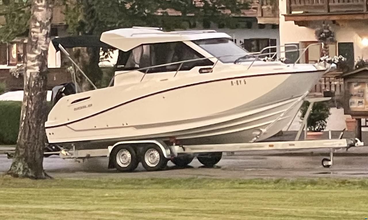 Quicksilver Activ 675 (705)Weekend