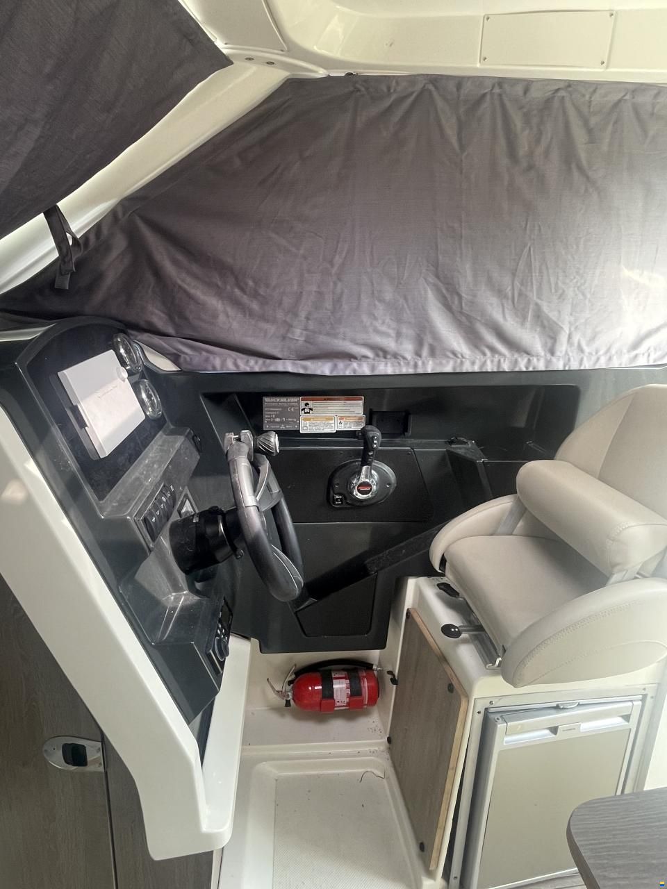 Quicksilver Activ 675 (705)Weekend