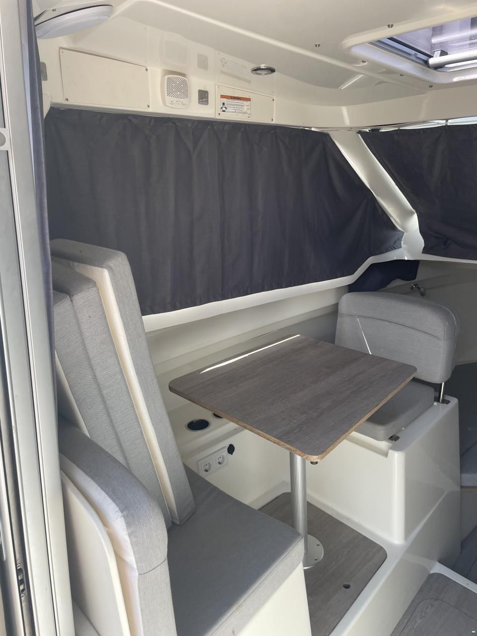 Quicksilver Activ 675 (705)Weekend