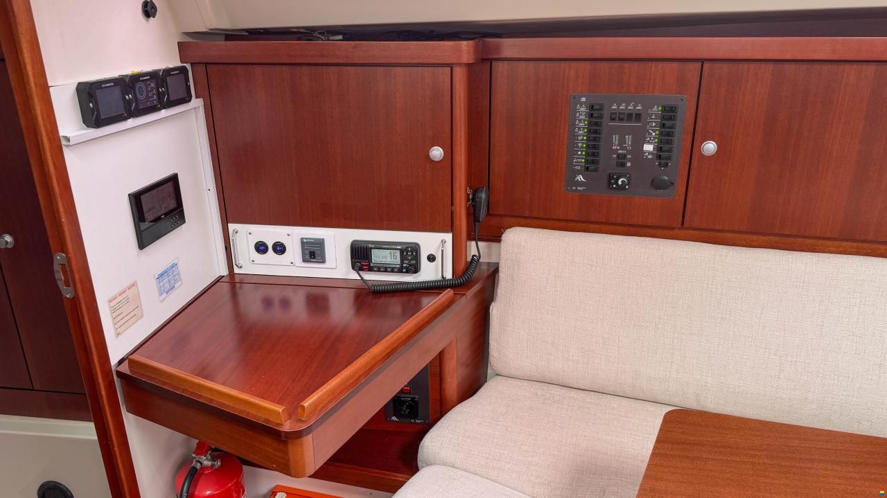 Hanse 350