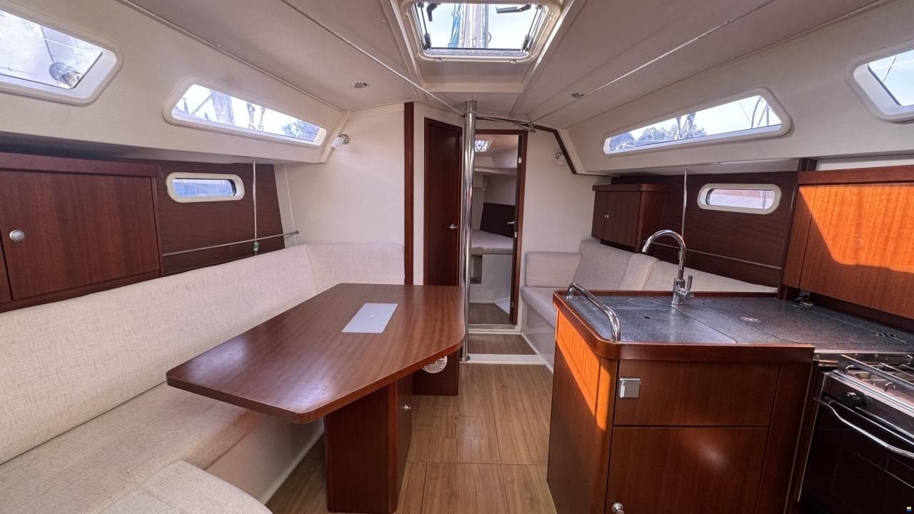 Hanse 350