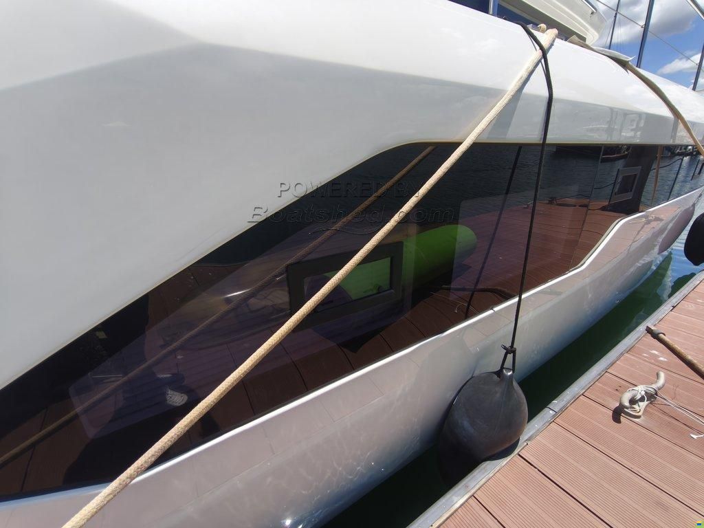 Leopard 53 Powercat