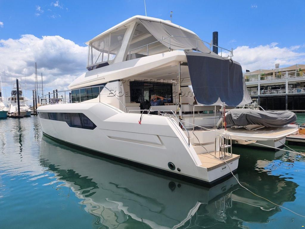 Leopard 53 Powercat