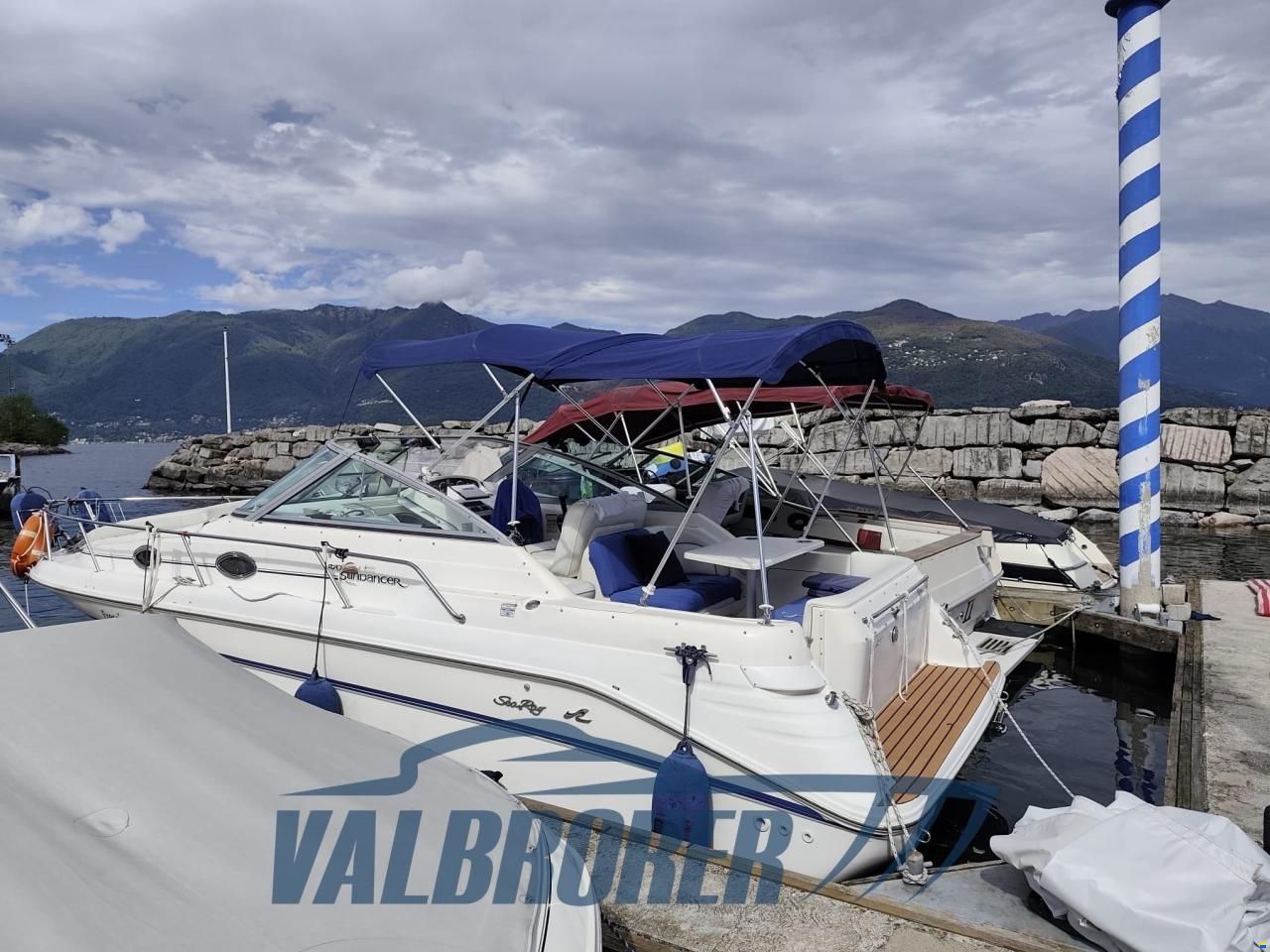 Sea Ray 270 SUNDANCER