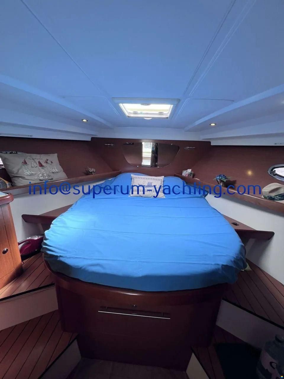 Beneteau Antares 36