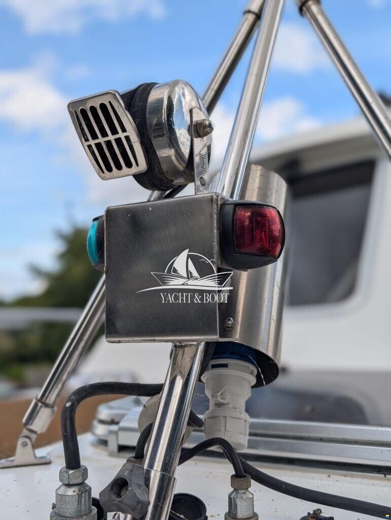 Aquilla 900 Traveller