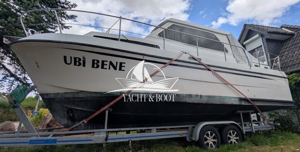Aquilla 900 Traveller