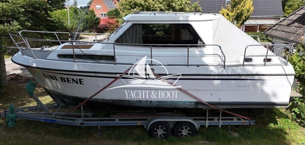 Aquilla 900 Traveller