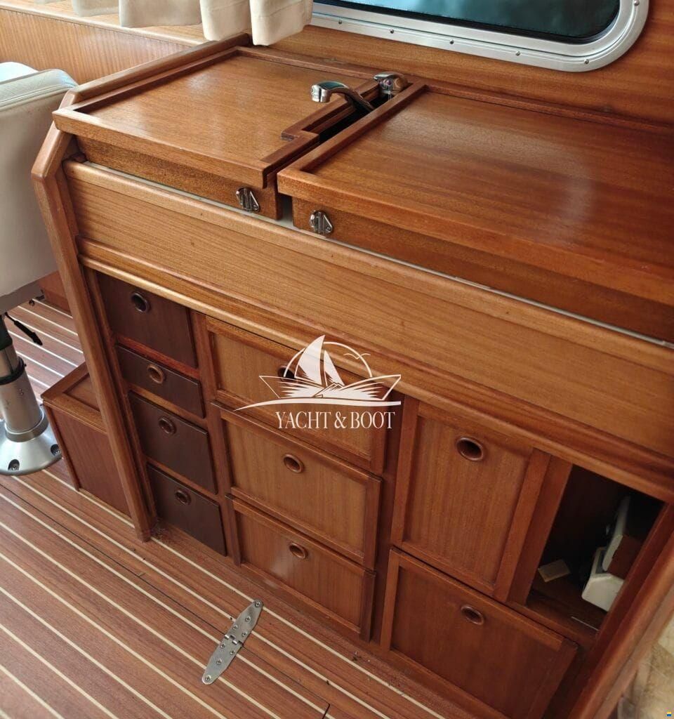 Aquilla 900 Traveller