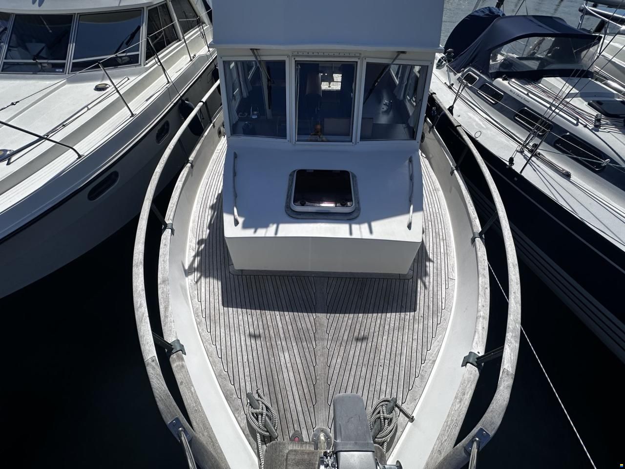 Grand Banks 32