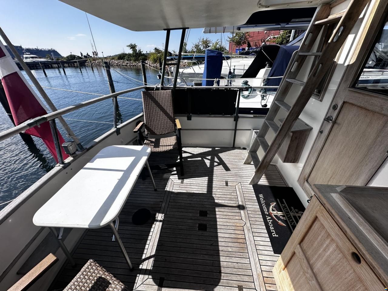 Grand Banks 32