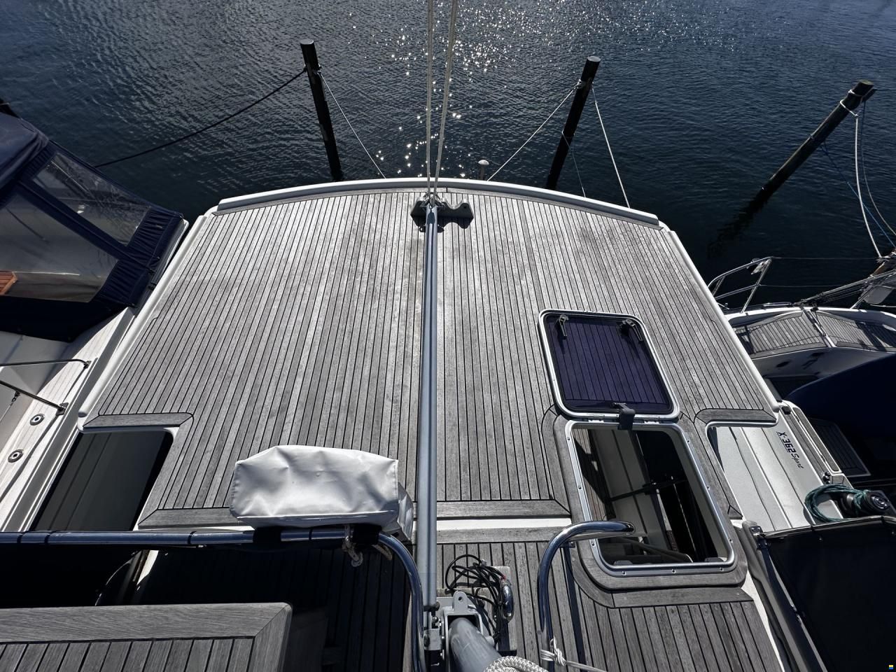 Grand Banks 32